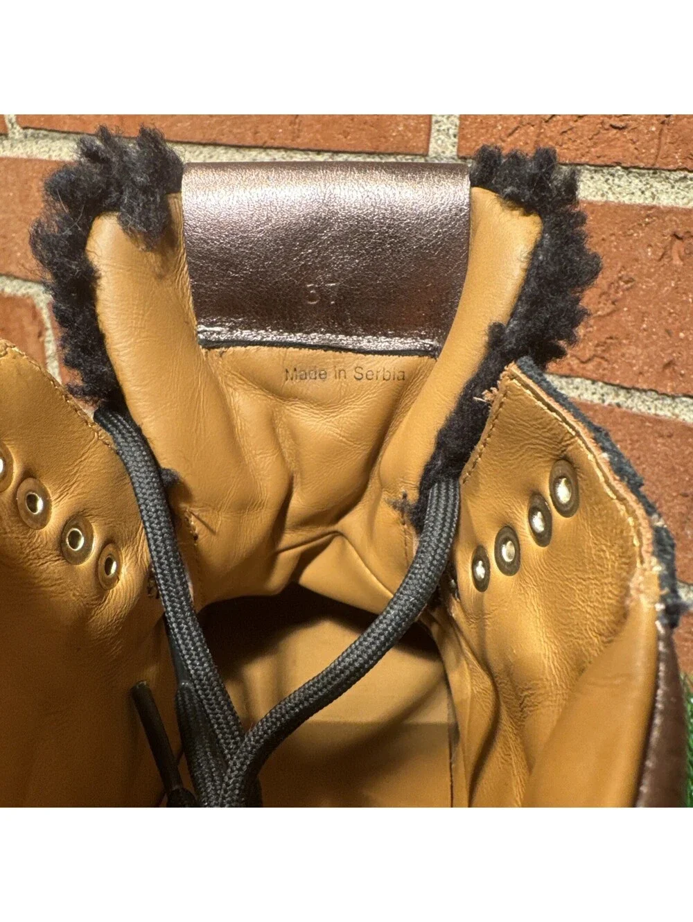 VNDS Voile Blanche Eva Shearling/Metallic Leather Women’s Hiking Boot Size 7W/37
